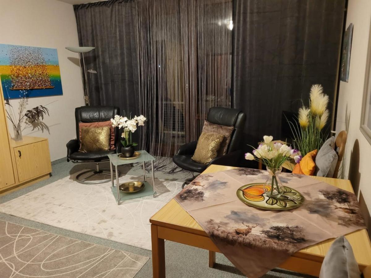 Appartement An Der Weinstrasse Bad Bergzabern Bagian luar foto