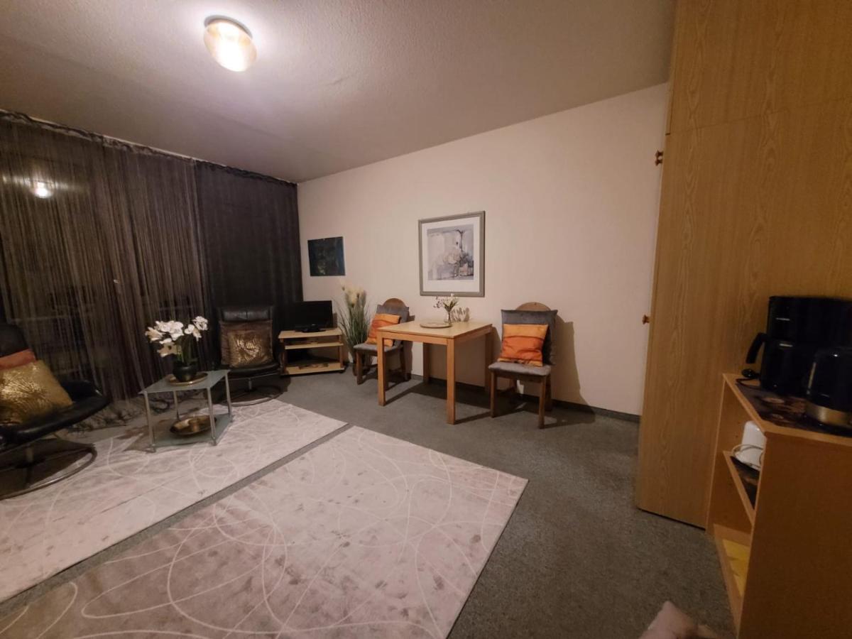 Appartement An Der Weinstrasse Bad Bergzabern Bagian luar foto